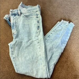 Light Blue Distressed Women Jeans